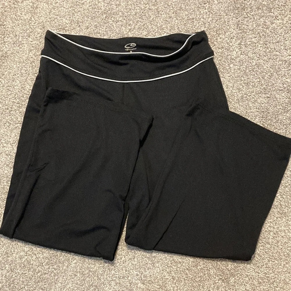 NWOT C9 by Champion Cropped Black Athletic Pants S - Picture 1 of 13
